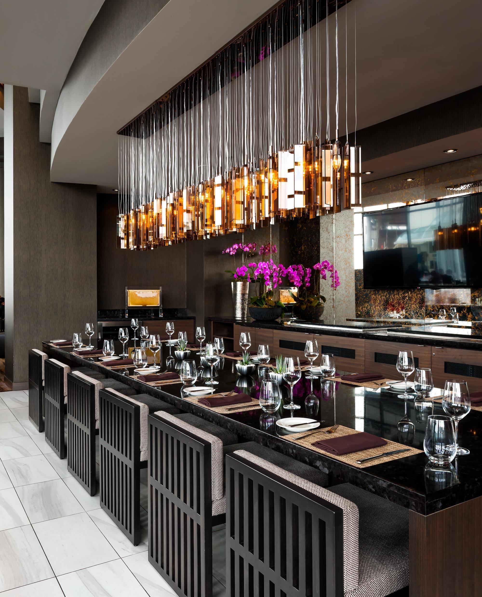 Fairmont Waterfront Hotel Vancouver Exterior photo The Chef's Table at the Ritz-Carlton, Boston