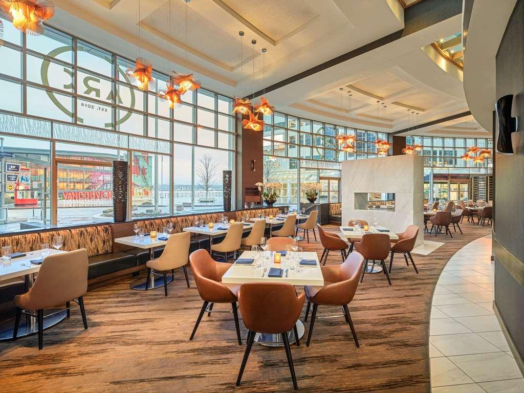 Fairmont Waterfront Hotel Vancouver Exterior photo