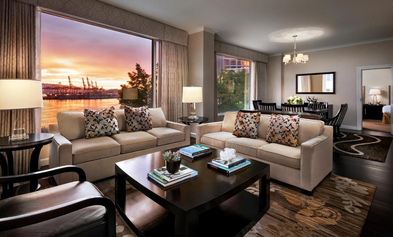 Fairmont Waterfront Hotel Vancouver Exterior photo A living room at The Ritz-Carlton, Boston